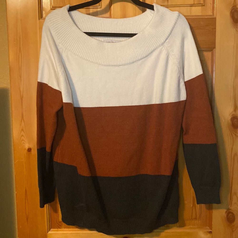 Women’s sweater